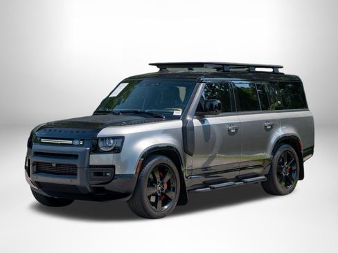 Used 2024 Land Rover Defender 130 X AWD/4WD image 3