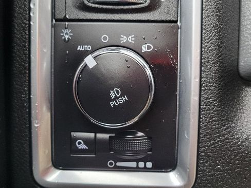 Used 2020 RAM 1500 Classic Warlock w/ Electronics Group image 8