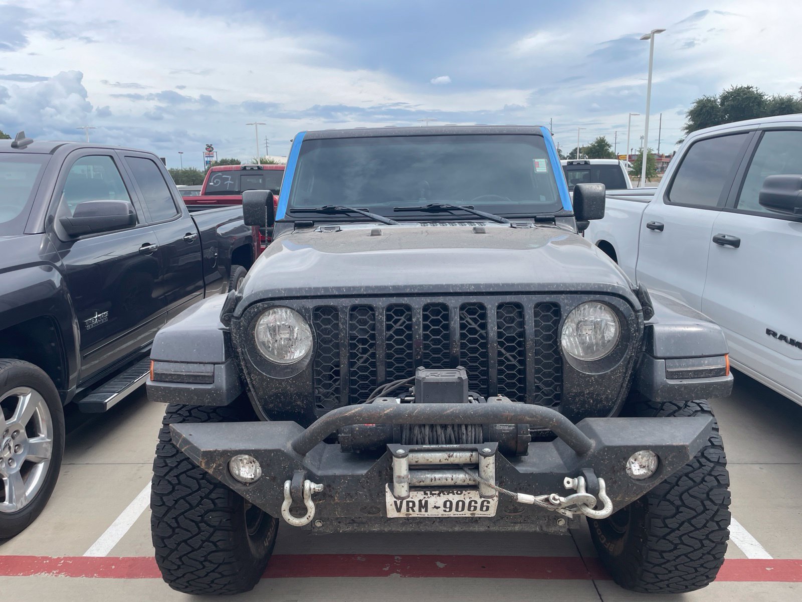 Used 2021 Jeep Gladiator Mojave AWD/4WD image 2