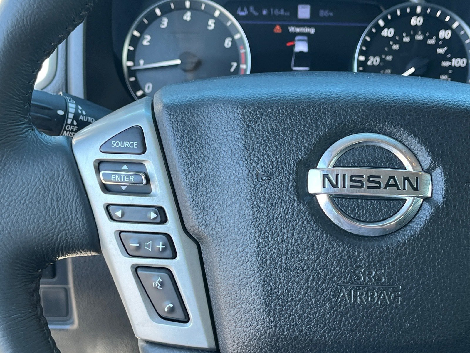Used 2020 Nissan Titan SV w/ SV Convenience Package RWD image 19
