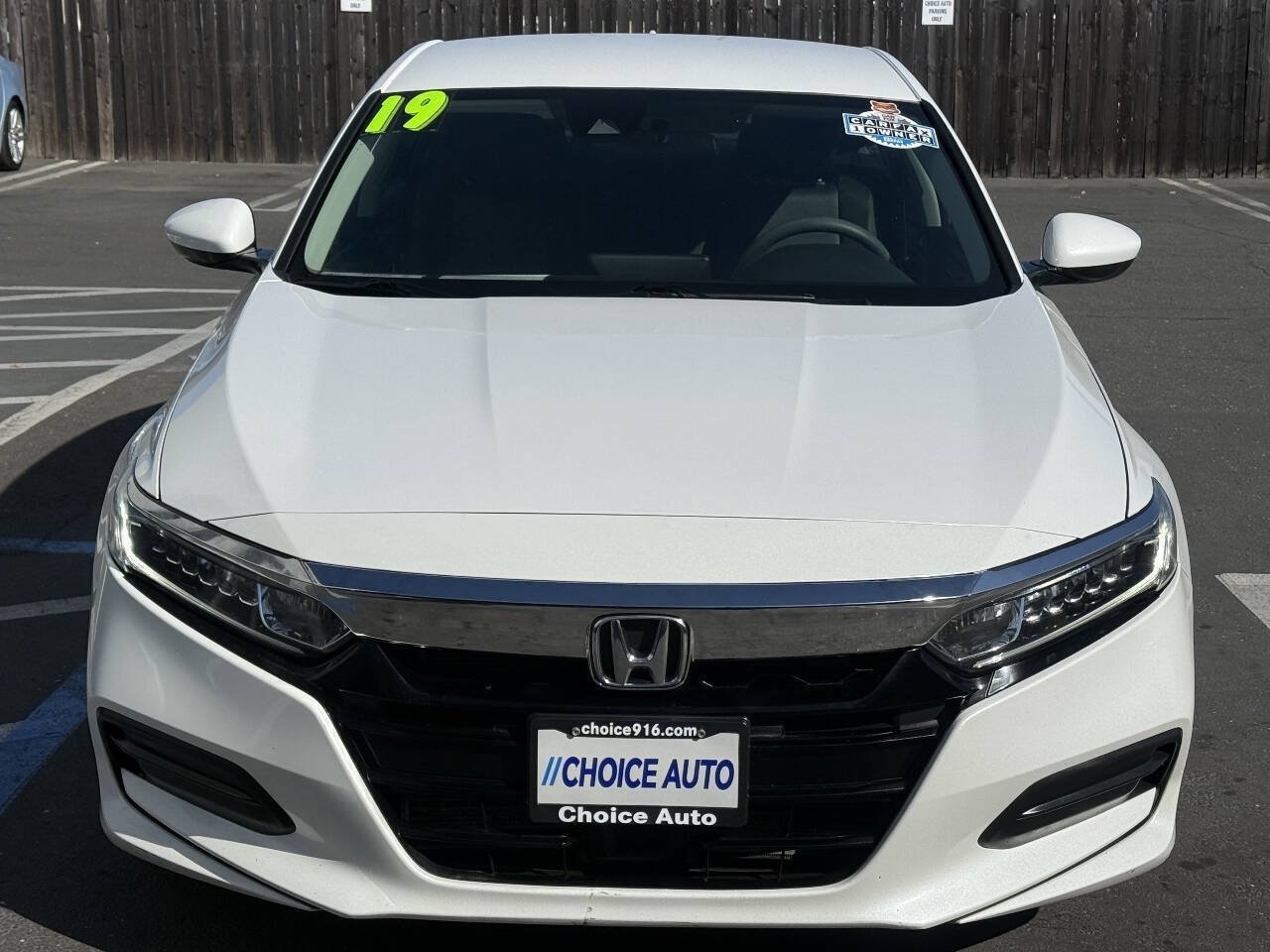 Used 2019 Honda Accord LX image 2