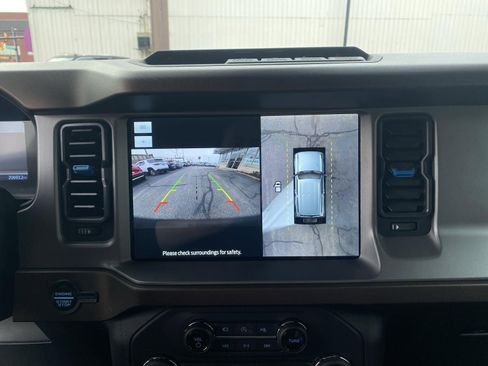 Used 2023 Ford Bronco Outer Banks image 7