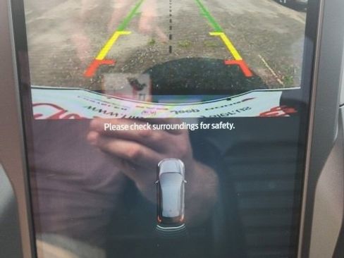 Used 2023 Ford Edge SEL image 28