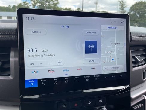 Certified 2024 Ford Expedition XLT image 10