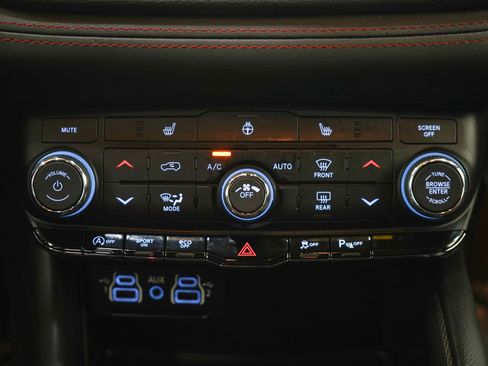 Used 2026 Dodge Durango GT AWD/4WD image 17