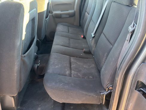 Used 2011 GMC Sierra 2500 W/T w/ Snow Plow Prep Package image 11