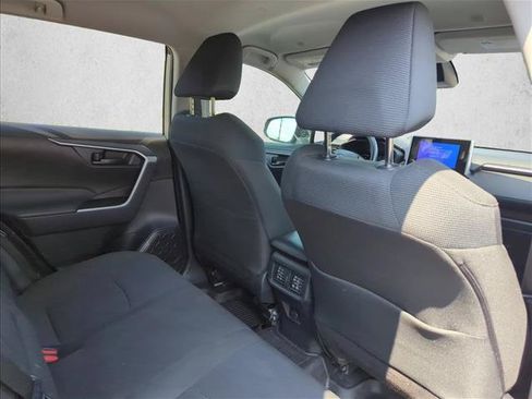 Certified 2025 Toyota RAV4 LE FWD image 28