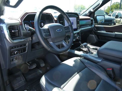 Used 2023 Ford F150 Lariat AWD/4WD image 22