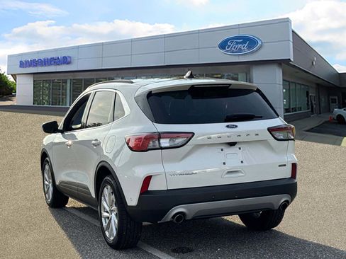 Certified 2021 Ford Escape Titanium w/ Titanium Elite Package image 5