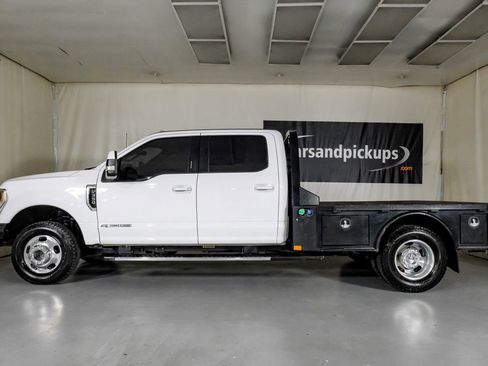 Used 2022 Ford F350 Lariat w/ Lariat Value Package AWD/4WD image 11