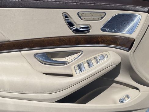 Used 2014 Mercedes-Benz S 550 Sedan image 21