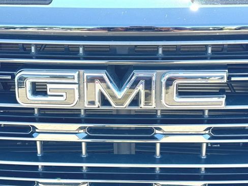 Used 2023 GMC Sierra 1500 Elevation w/ Preferred Package AWD/4WD image 31