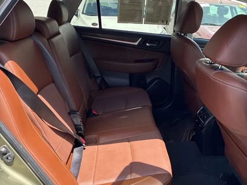 Used 2017 Subaru Outback 3.6R Touring AWD/4WD image 20