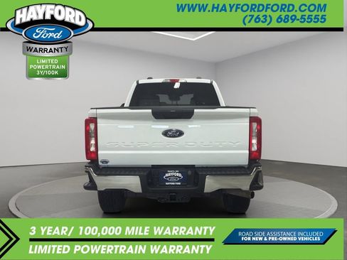 Used 2023 Ford F250 XLT AWD/4WD image 4