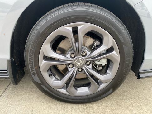 Certified 2025 Honda Accord EX-L image 28