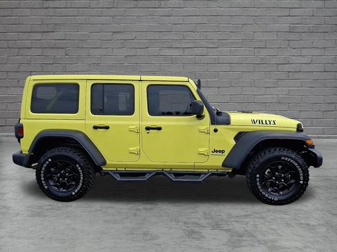 Used 2023 Jeep Wrangler Unlimited w/ Cold Weather Group AWD/4WD image 13