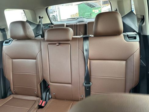 Used 2023 Volkswagen Atlas SE w/ Black Wheel Package image 21