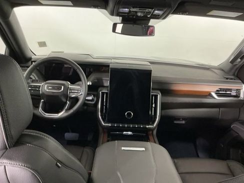 Used 2026 GMC Yukon XL Denali w/ Sun & Power Step Package AWD/4WD image 25