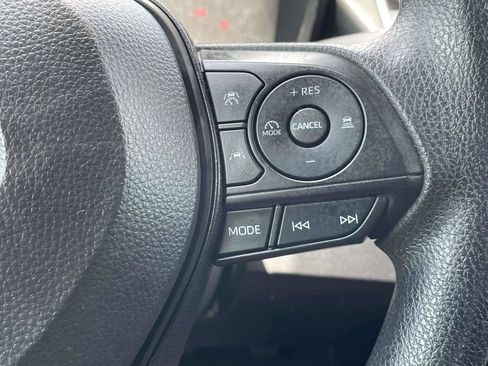 Used 2024 Toyota Corolla LE w/ LE Convenience Package FWD image 28