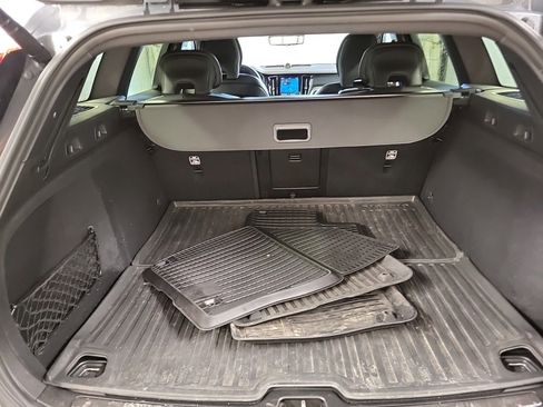 Used 2024 Volvo V60 T8 Polestar image 12