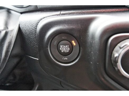 Used 2023 Jeep Wrangler Unlimited Sahara w/ Cold Weather Group AWD/4WD image 20
