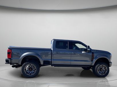 New 2026 Ford F250 Lariat w/ Black Appearance Package