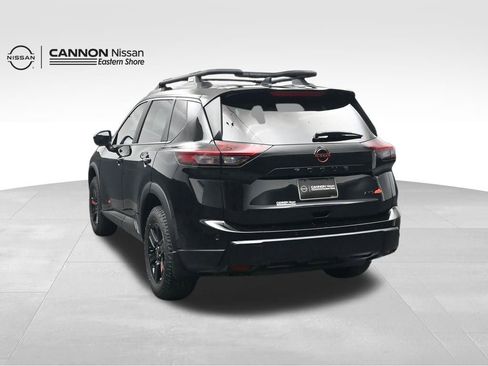 New 2026 Nissan Rogue SV image 4