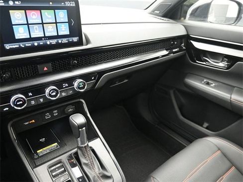 Used 2025 Honda CR-V Sport Touring image 31