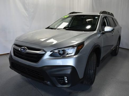 Used 2020 Subaru Outback Premium AWD/4WD image 11