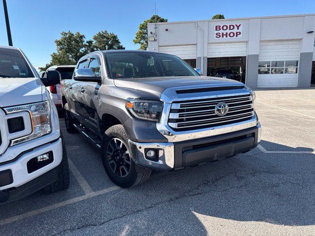 Used 2021 Toyota Tundra Limited w/ Limited Premium Package AWD/4WD image 6