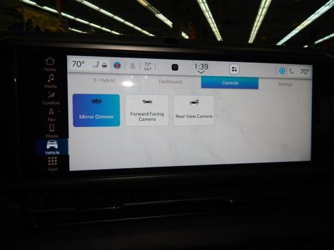 Used 2024 Jeep Wrangler Unlimited Sahara w/ Technology Group image 36