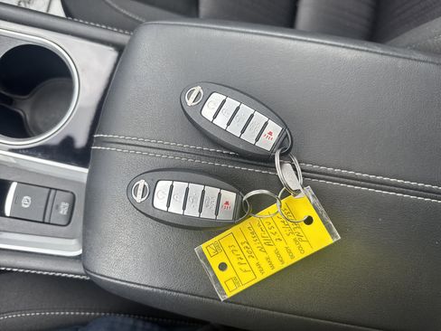 Used 2023 Nissan Altima 2.5 SV w/ SV Premium Package image 30