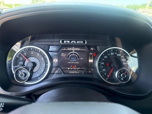 Certified 2021 RAM 1500 Big Horn AWD/4WD image 11