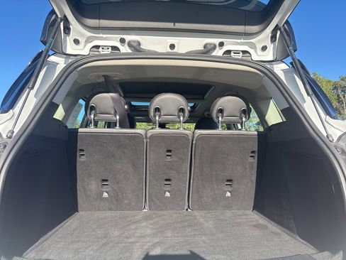 Used 2019 MINI Cooper Countryman w/ Premium Package image 16