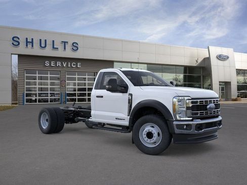 New 2025 Ford F600 4x4 Regular Cab Super Duty w/ XL Chrome Package image 7