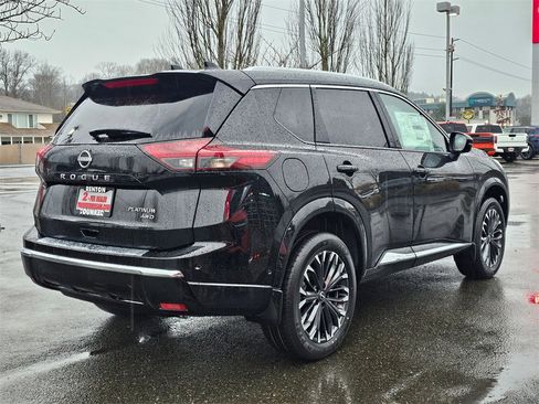 New 2026 Nissan Rogue Platinum image 3