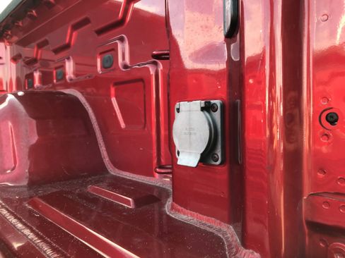 Used 2024 GMC Sierra 1500 SLT w/ X31 Off-Road Package image 24