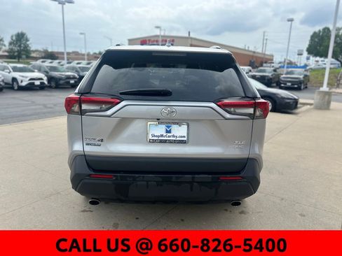 Used 2024 Toyota RAV4 XLE w/ Convenience Package image 10