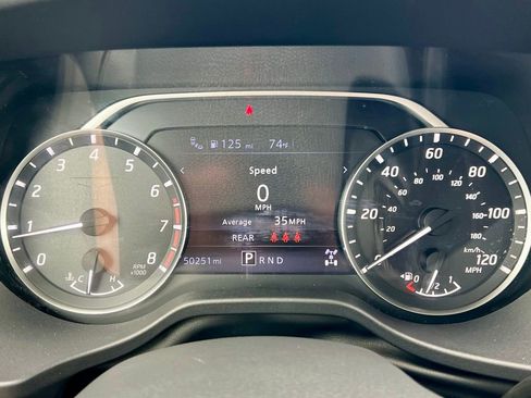 Used 2023 Nissan Titan SV image 24