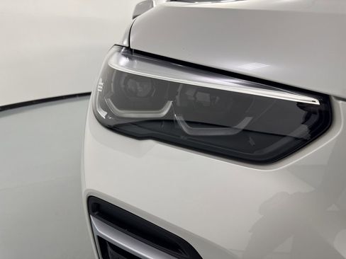 Certified 2023 BMW X5 xDrive40i w/ Luxury Seating Package image 8