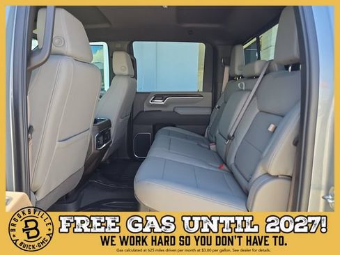 New 2026 GMC Sierra 2500 SLT w/ SLT Premium Package AWD/4WD image 16