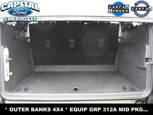 Used 2025 Ford Bronco Outer Banks image 11