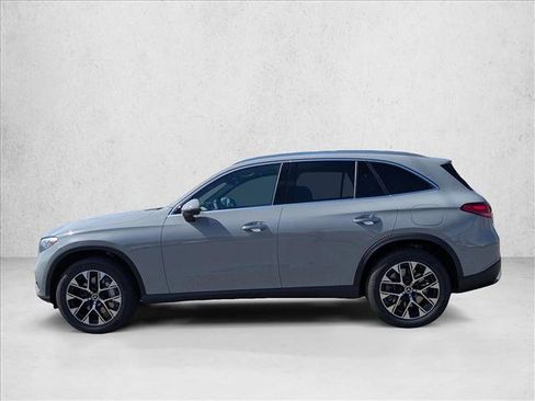 New 2026 Mercedes-Benz GLC 350e 4MATIC image 9