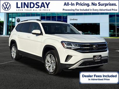 Used 2023 Volkswagen Atlas SE w/ Panoramic Sunroof Package