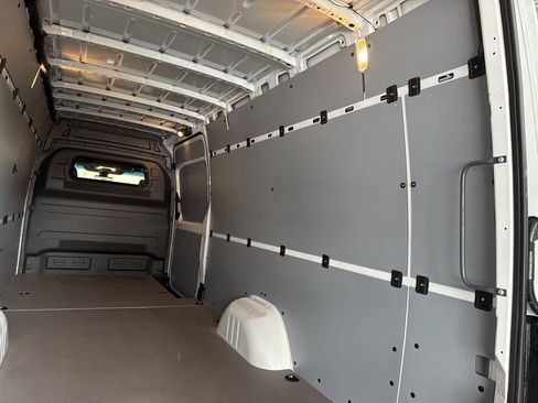 Used 2026 Mercedes-Benz Sprinter 2500 image 18