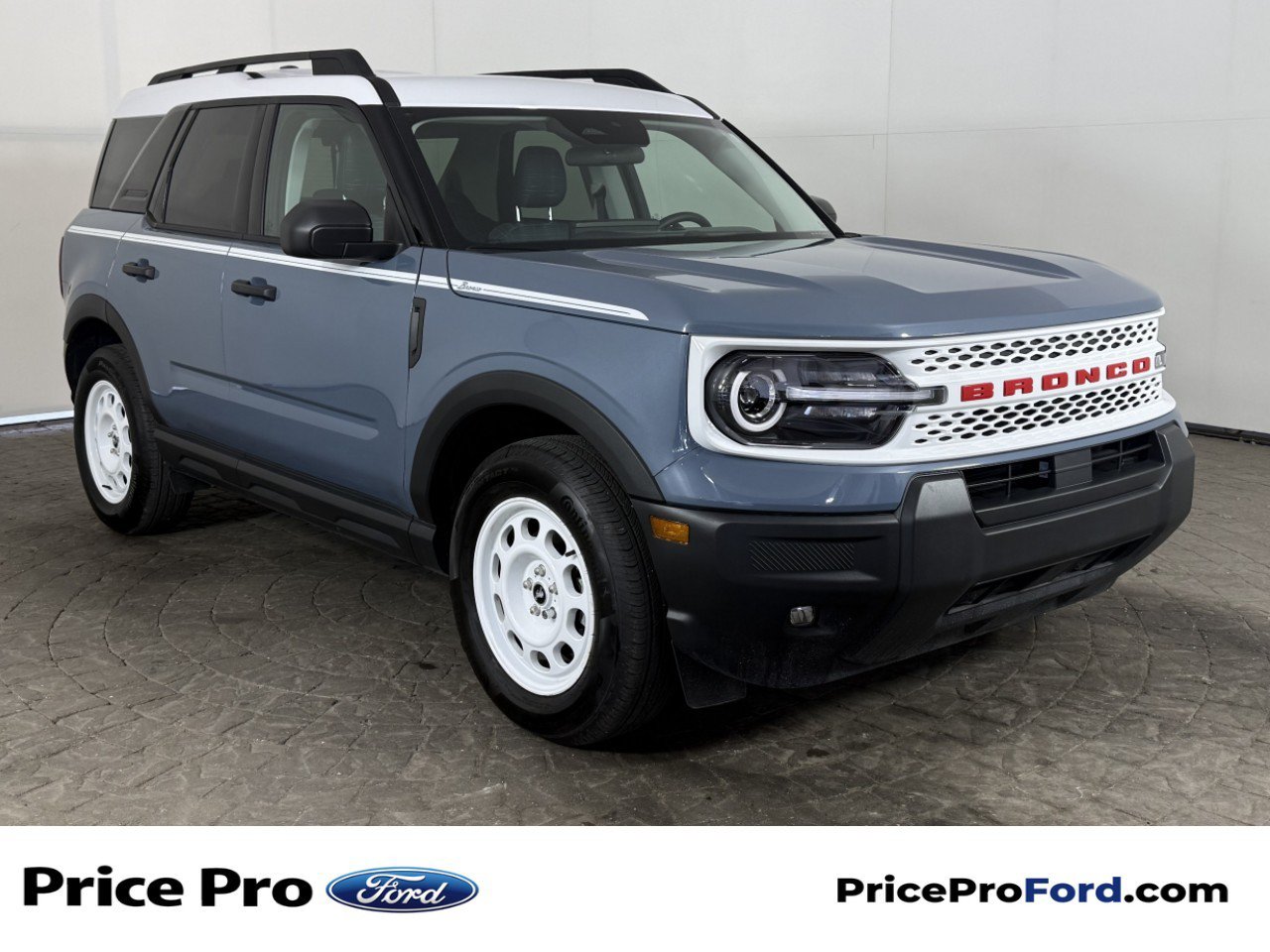 Certified 2025 Ford Bronco Sport Heritage w/ Convenience Package AWD/4WD image 1