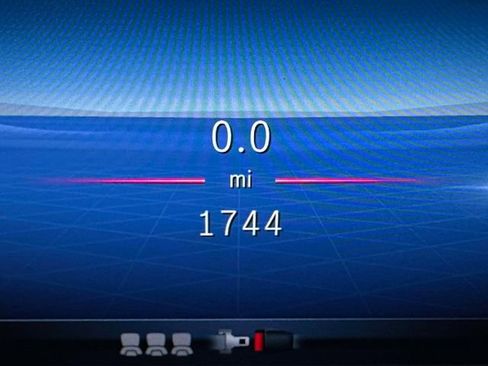 Certified 2026 Mercedes-Benz GLB 250 4MATIC image 32
