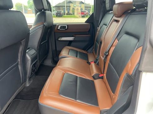 Used 2022 Ford Bronco Outer Banks image 16