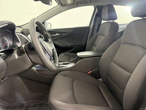 Used 2024 Chevrolet Malibu LT FWD image 13