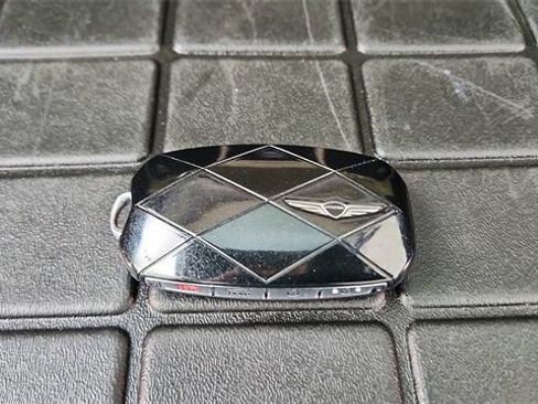 Used 2025 Genesis GV80 3.5T e-SC image 65